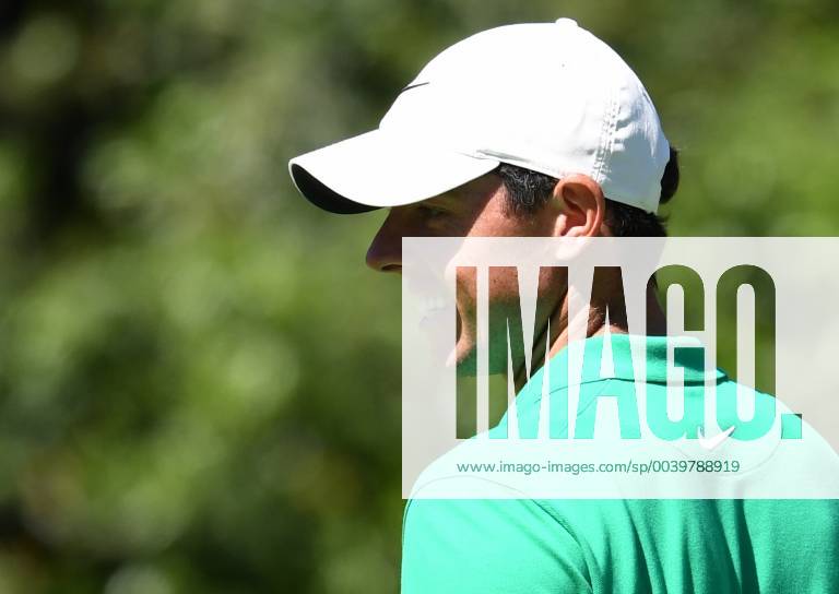 Rory McIlroy of Northern Ireland smiles while at practice on the Wednesday before the 2019 Masters Tournament at Augusta National Golf Club in Augusta, Georgia, on April 10, 2019. AUG20190410902 KEVINxDIETSCH