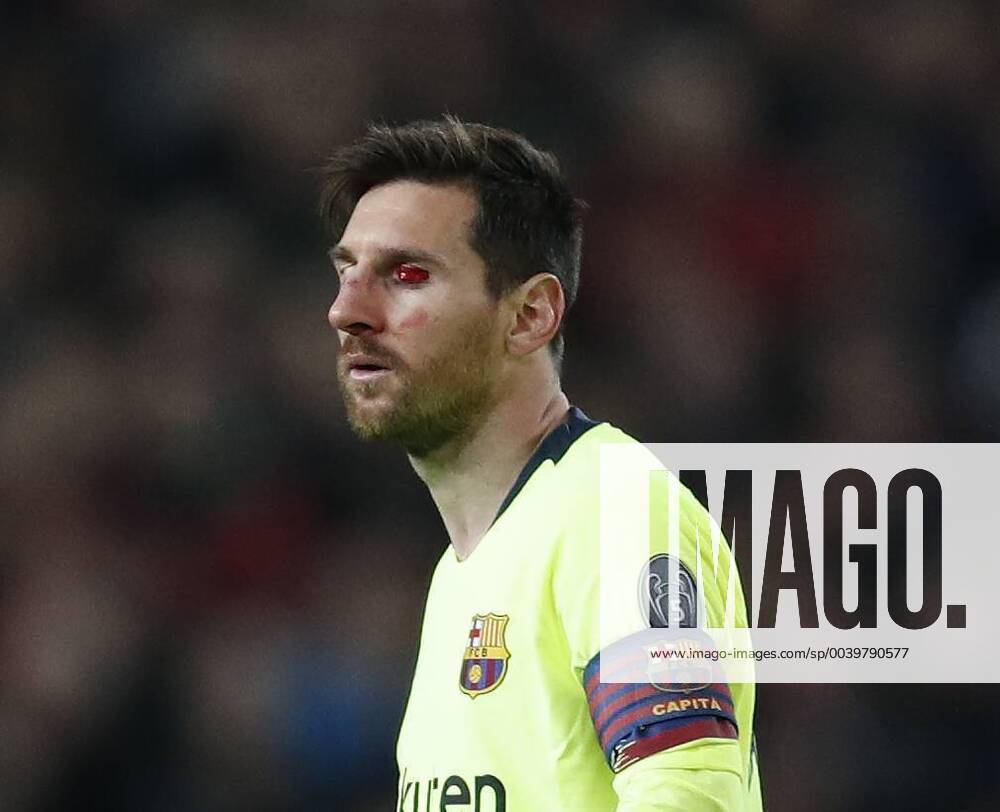 Lionel Messi of Barcelona with injury during the UEFA Champions League match at Old Trafford, Manchester. Picture date: 10th April 2019. Picture credit should read: Darren Staples Sportimage . SPI-0026-0030