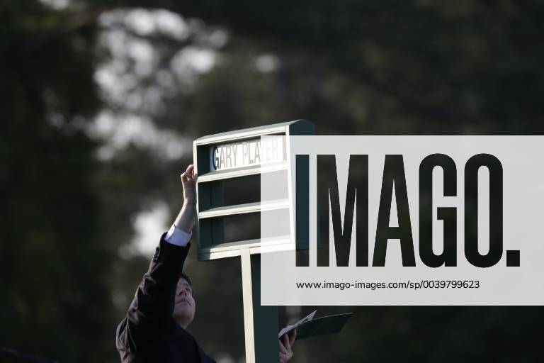 Jack Nicklaus and Gary Player have their name cards placed at the first tee before they arrive for the ceremonial tee shot before the first round at the 2019 Masters Tournament at Augusta National Golf Club in Augusta, Georgia, on April 11, 2019. AUG20190411107 KEVINxDIETSCH