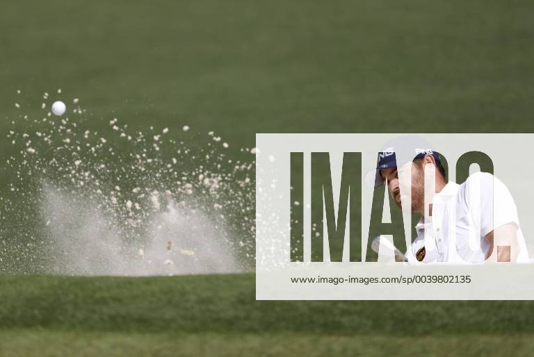 Louis Oosthuizen hits out of a bunker on the 2nd hole in the first round at the 2019 Masters Tournament at Augusta National Golf Club in Augusta, Georgia, on April 11, 2019. AUG20190411132 JOHNxANGELILLO