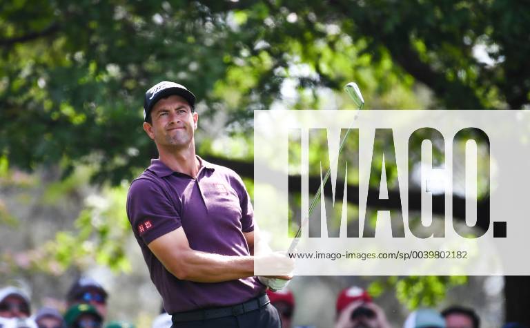 Adam Scott watches his shot from the fourth tee during the first round of the Masters Tournament at Augusta National Golf Club in Augusta, Georgia, on April 11, 2019. AUG20190411323 KEVINxDIETSCH
