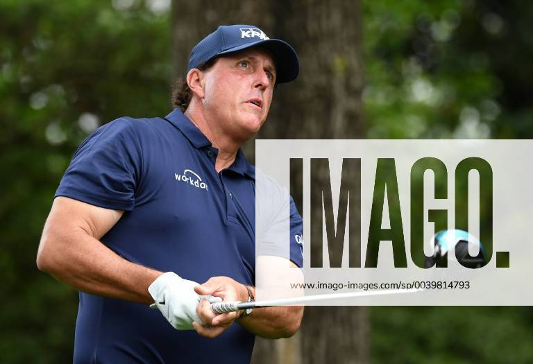 Phil Mickelson watches his drive off of the second tee during the second round of the Masters Tournament at Augusta National Golf Club in Augusta, Georgia, on April 12, 2019. AUG20190412314 KEVINxDIETSCH