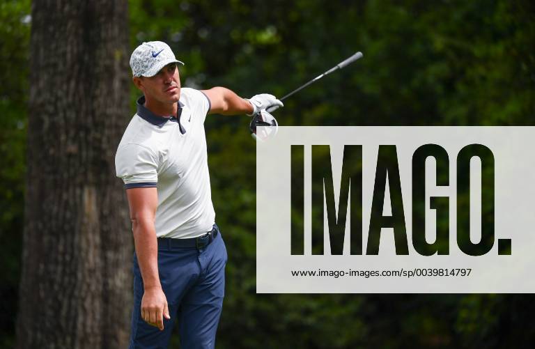 Brooks Koepka reacts to an errant drive off of the second tee during the second round of the Masters Tournament at Augusta National Golf Club in Augusta, Georgia, on April 12, 2019. AUG20190412318 KEVINxDIETSCH