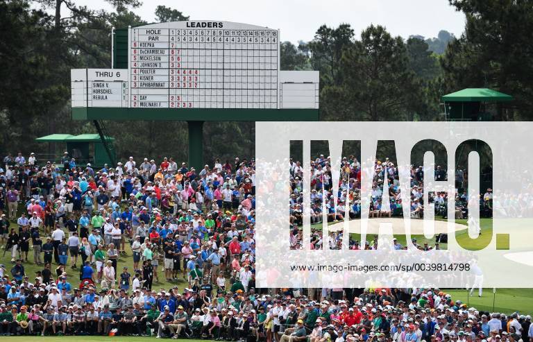 Justin Thomas hits off the third tee during the second round of the Masters Tournament at Augusta National Golf Club in Augusta, Georgia, on April 12, 2019. AUG20190412320 KEVINxDIETSCH