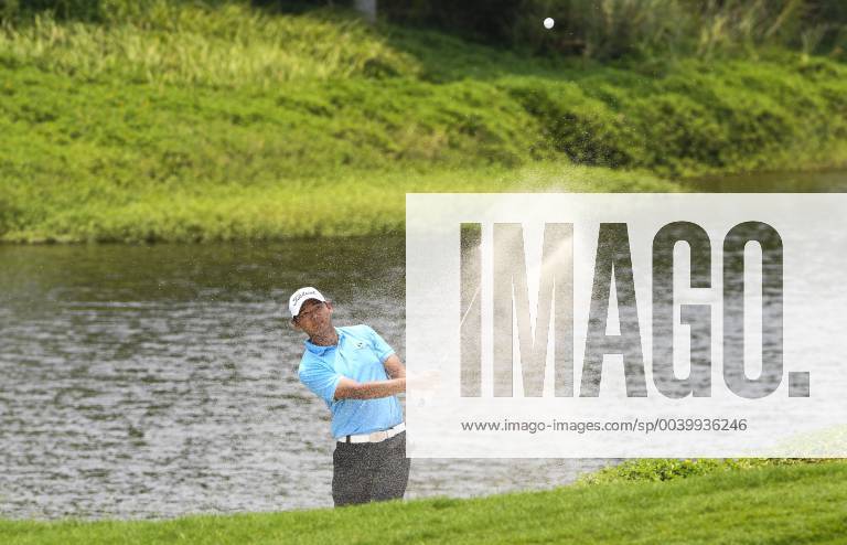 (190420) -- BOAO, April 20, 2019 (Xinhua) -- Hak Shun Yat of China s Hong Kong hits on the 13th hole during the third round of the Boao Open in Boao, south China s Hainan Province, on April 20, 2019. The 2019 China Tour s Boao Open is held from April 15 to 21. (Xinhua Yang Guanyu) (SP)CHINA-BOAO-GOLF-CHINA TOUR-BOAO OPEN (CN)
