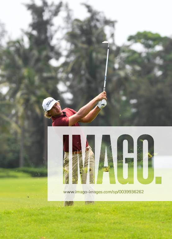 (190420) -- BOAO, April 20, 2019 (Xinhua) -- Maverick Antcliff of Australia hits on the 5th hole during the third round of the Boao Open in Boao, south China s Hainan Province, on April 20, 2019. The 2019 China Tour s Boao Open is held from April 15 to 21. (Xinhua Yang Guanyu) (SP)CHINA-BOAO-GOLF-CHINA TOUR-BOAO OPEN (CN)