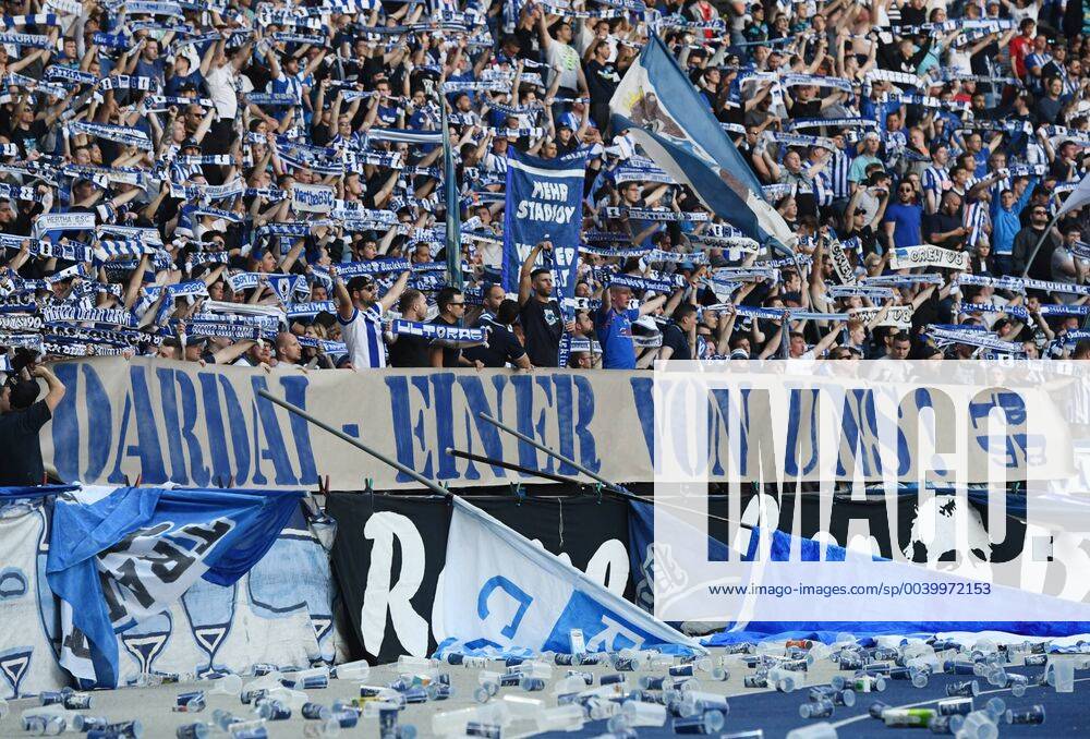 The Hertha fans from the Ostkurve show a banner with the stroke Dardai One of us football 1 Bundesliga season 2018 2019 30 matchday Hertha BSC Berlin Hannover 96 in the Olympiastadion in Berlin Germany on 21 04 2019