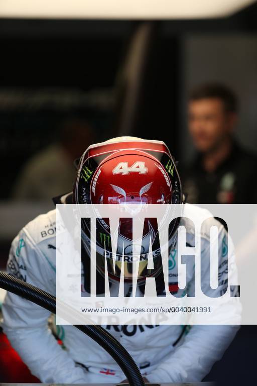 Photo4 LaPresse 26 04 2019 Baku, Azerbaijan Grand Prix Formula One Azerbaijan 2019 In the pic: Lewis Hamilton (GBR) Mercedes AMG F1 W10