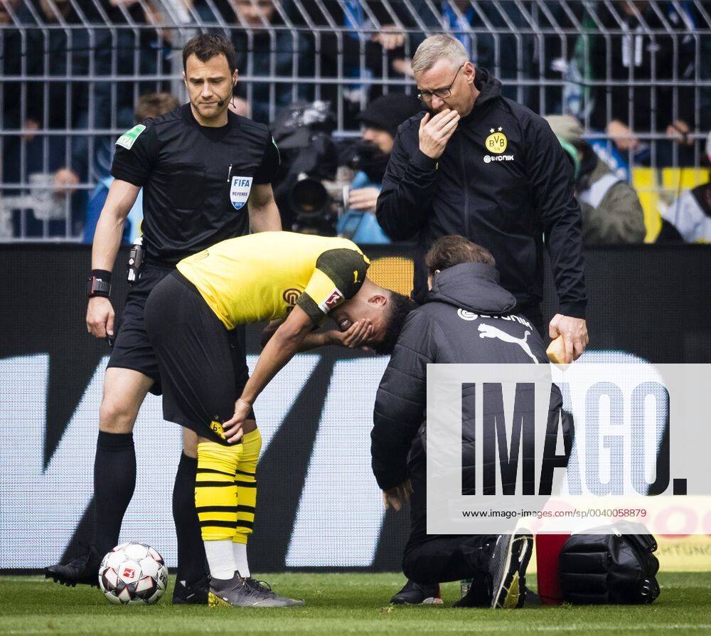 Dortmund 27 04 2019 Jadon Malik Sancho BvB is hit by an object during a goal celebration and injured in the face Borussia Dortmund FC Schalke 04
