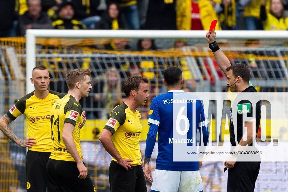 Dortmund Germany 27 04 2018 1 Bundesiga 31 Matchday BV Borussia Dortmund FC Schalke 04 Marco Reus BVB receives the red card DeFodi001 from referee Felix Zwayer