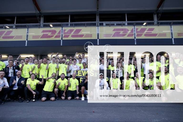 Motorsports: FIA Formula One World Championship WM Weltmeisterschaft 2019, Grand Prix of Azerbaijan, 44 Lewis Hamilton (GBR, Mercedes AMG Petronas Motorsport), 77 Valtteri Bottas (FIN, Mercedes AMG Petronas Motorsport), Baku Azerbaijan