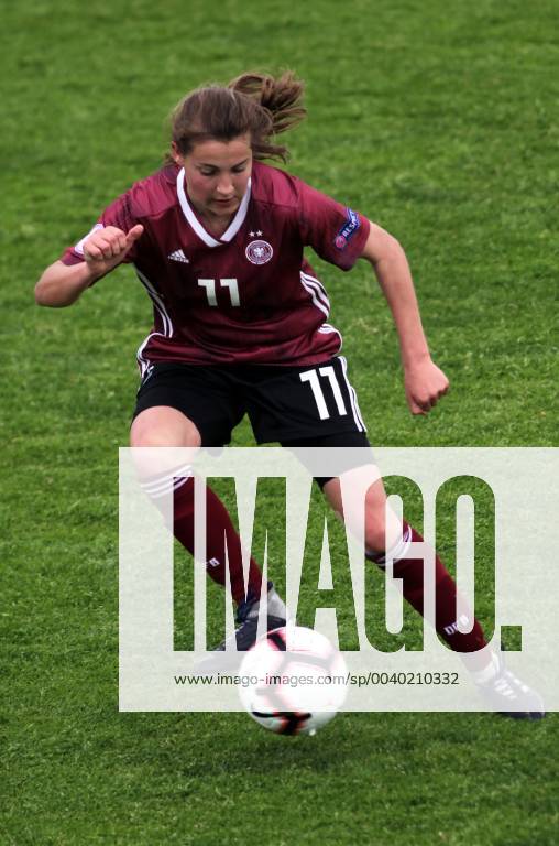 Albena(Bulgaria) England-Germany UEFA U17 U 17 Under 17 European Championship EM Europameisterschaft women s football Carlotta Wamser Germany :
