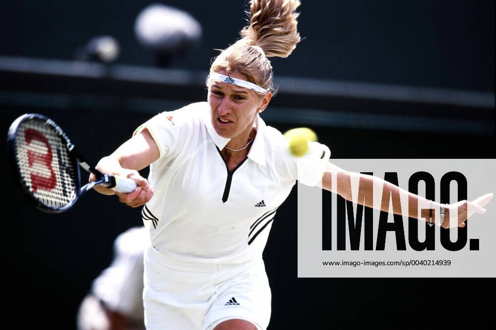 GRAF Stefanie Steffi GER Final against DAVENPORT Lindas USA Tennis All England Lawn Tennis 1999 in Wimbledon on 03 July 1999 in Wimbledon