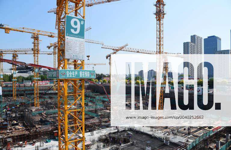 (190510) -- BEIJING, May 10, 2019 (Xinhua) -- Photo taken on May 9, 2019 shows the construction site of the Winter Olympic Village of the 2022 Winter Olympic Games Olympische Spiele Olympia OS in Beijing, China. According to an exclusive interview on Thursday with Xu Zhijun, deputy secretary of the Beijing Organizing Committee for the 2022 Olympic and Paralympic Winter games Winterspiele Spiele Summer games the preparation work is so far going smoothly in terms of many aspects such as infrastructure construction projects, as there are 1,000 days left until the 2022 Beijing Winter Olympics begin. (Xinhua Ren Chao) (SP)CHINA-BEIJING-BEJING 2022 OLYMPIC GAMES-VENEUS-CONSTRUCTION SITE (CN)