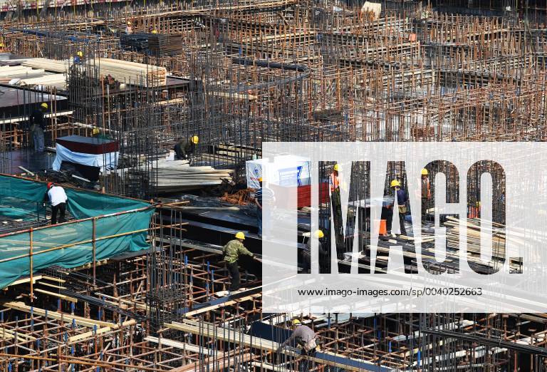 (190510) -- BEIJING, May 10, 2019 (Xinhua) -- Photo taken on May 9, 2019 shows the construction site of the Winter Olympic Village of the 2022 Winter Olympic Games Olympische Spiele Olympia OS in Beijing, China. According to an exclusive interview on Thursday with Xu Zhijun, deputy secretary of the Beijing Organizing Committee for the 2022 Olympic and Paralympic Winter games Winterspiele Spiele Summer games the preparation work is so far going smoothly in terms of many aspects such as infrastructure construction projects, as there are 1,000 days left until the 2022 Beijing Winter Olympics begin. (Xinhua Ren Chao) (SP)CHINA-BEIJING-BEJING 2022 OLYMPIC GAMES-VENEUS-CONSTRUCTION SITE (CN)