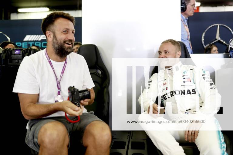 Motorsports: FIA Formula One World Championship WM Weltmeisterschaft 2019, Grand Prix of Spain, Paul Ripke (GER), 77 Valtteri Bottas (FIN, Mercedes AMG Petronas Motorsport), Barcelona Spain