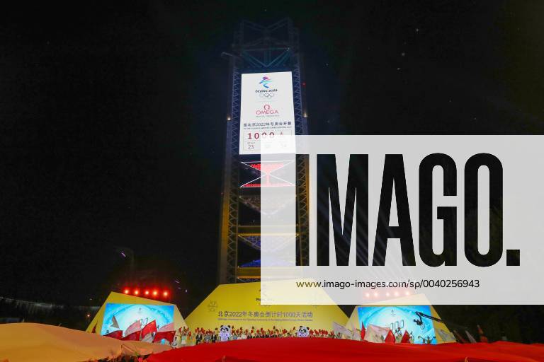 (190510) -- BEIJING, May 10, 2019 (Xinhua) -- Photo taken on May 10, 2019, shows the countdown board reading 1000-day to the Beijing 2022 Olympic Winter games Winterspiele Spiele Summer games in Beijing Olympic Park, Beijing, capital of China. 1000-day countdown celebrations of the Beijing 2022 Olympic Winter Games were held here on Friday. (Xinhua Xu Zijian) (SP)CHINA-BEIJING-OLYMPIC WINTER GAMES-1000 DAYS COUNTDOWN