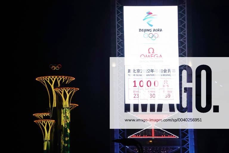 (190510) -- BEIJING, May 10, 2019 (Xinhua) -- Photo taken on May 10, 2019, shows the countdown board reading 1000-day to the Beijing 2022 Olympic Winter games Winterspiele Spiele Summer games in Beijing Olympic Park, Beijing, capital of China. 1000-day countdown celebrations of the Beijing 2022 Olympic Winter Games were held here on Friday. (Xinhua Ju Huanzong) (SP)CHINA-BEIJING-OLYMPIC WINTER GAMES-1000 DAYS COUNTDOWN