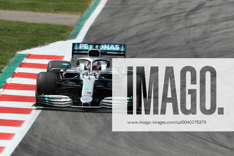 11th May 2019, Circuit de Barcelona-Catalunya, Barcelona, Spain; Formula One Grand Prix of Spain, qualification; Mercedes AMG Petronas Motorsport, Lewis Hamilton ActionPlus12133573 Octane