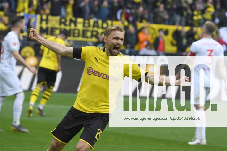 Soccer 1 BL Season 2018 2019 Borussia Dortmund vs. Fortuna Düsseldorf 11 05 2019 Signal Iduna Park Dortmund Marcel Schmelzer BVB Action single picture