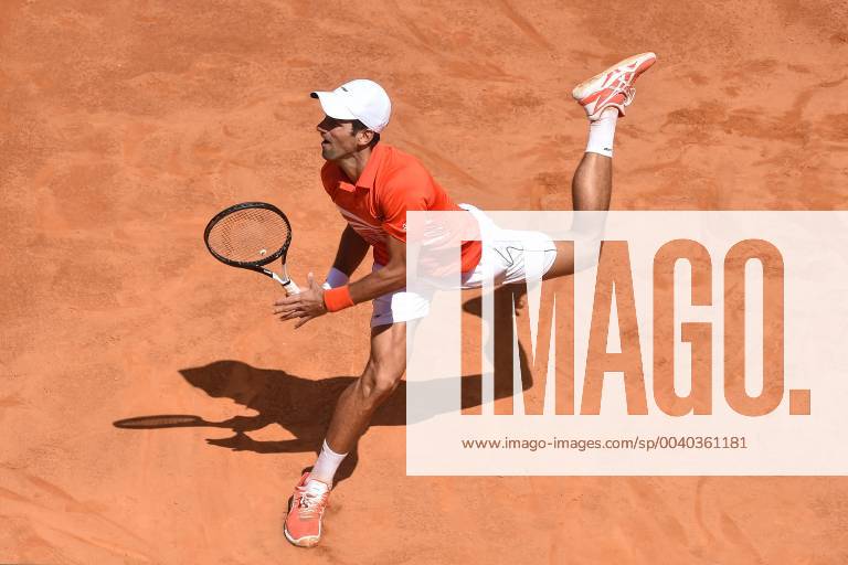 Novak Djokovic of Serbia in action during the match against Denis Shapovalov of Canada. Roma 16-05-2018 Foro Italico Internazionali BNL D Italia Italian Open Foto Antonietta Baldassarre Insidefoto baldassarrexstaccio