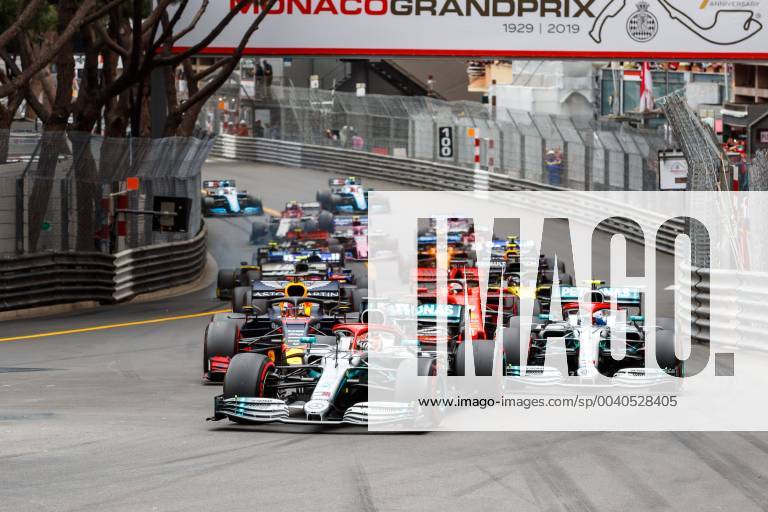 Start of the race, Hamilton stays ahead, Monaco Grand Prix 2019, Motorsport, Formula 1, 26 05 2019, Monaco Grand Prix 2019, Motorsport, Formula 1