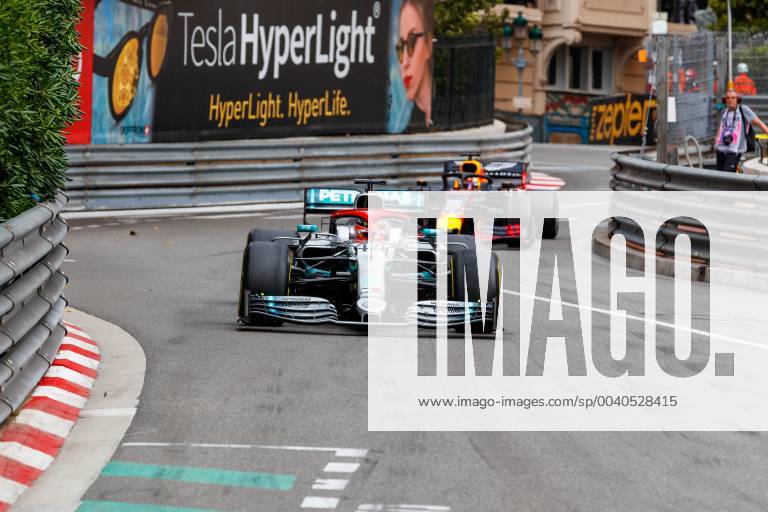 Lewis Hamilton Mercedes AMG Petronas Motorsport leads the race ahead of Max Verstappen Aston Martin Red Bull Racing, Grand Prix of Monaco 2019, Motorsport, Formula 1, 26 05 2019, Grand Prix of Monaco 2019, Motorsport, Formula 1