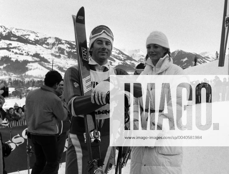 SKI ALPIN SAISON 1981 1982 World Cup Kitzbuehel STENMARK Sweden SKI ALPIN SAISON 1981 1982 World Cup Kitzbuehel Slalom Men 17 01 1982 Winner Ingemar STENMARK li, Sweden with his girlfriend Ann UVHAGEN Kitzbuehel Austria