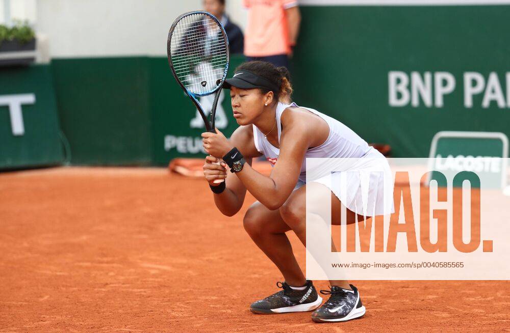 KW22 Japanese Naomi Osaka looks dejected during the match between Japanese Noami Ozaka WTA, Tennis Damen 1) and Victoria Azarenka, in the women s singles second round at the Roland Garros French Open tennis tournament, in Paris, France, Thursday 30 May 2019. The main draw of this year s Roland Garros Grand Slam takes place from 26 May to 9 June. VIRGINIExLEFOUR x05595297x