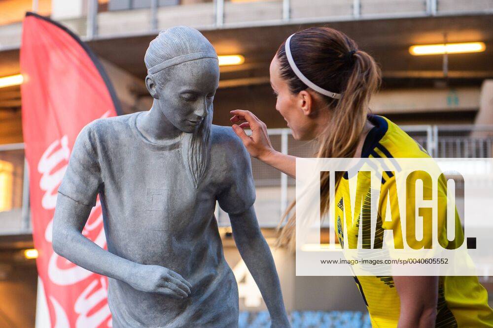 Kosovare Asllani of Sweden next to a statue of herself after the women?s international friendly football match between Sweden and South Korea on May 31, 2019 in Göteborg,