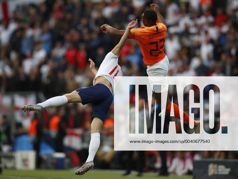 Ben Chilwell of England clashes with Denzel Dumfries of Netherlands during the UEFA Nations League match at D. Afonso Henriques Stadium, Guimaraes. Picture date: 6th June 2019. Picture credit should read: David Klein Sportimage . SPI-0093-0076