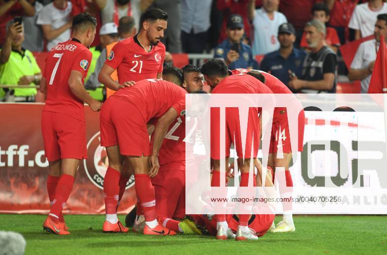Fußball, EM Quali, Türkei - Frankreich Turkeys Kaan Ayhan celebrates his goal during Euro 2020 group H qualifying soccer match between Turkey and France at the Konya City Stadium in Konya, Turkey