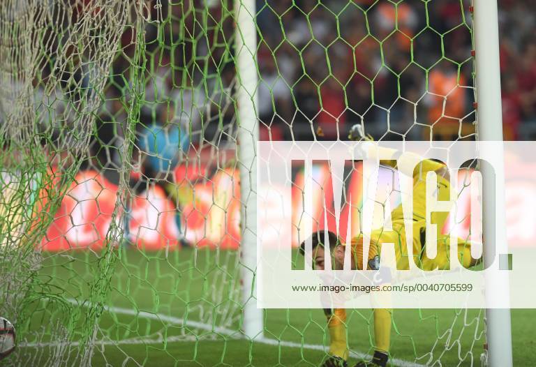 Frances Hugo Lloris during Euro 2020 group H qualifying soccer match between Turkey and France at the Konya City Stadium in Konya, Turkey