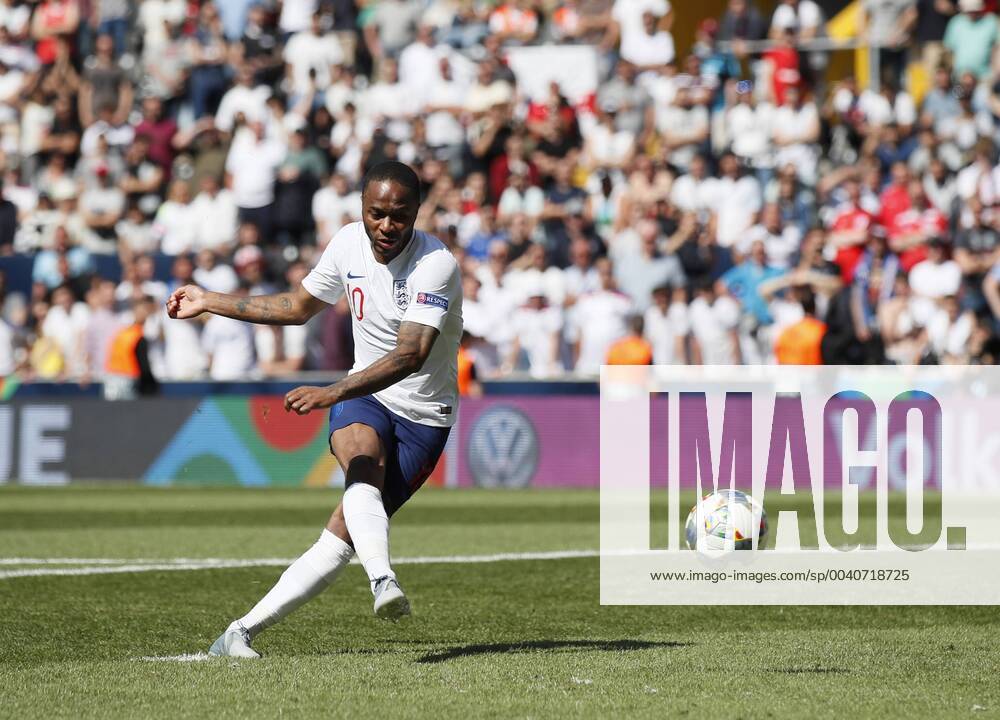 Raheem Sterling of England scores the fourth penalty during the UEFA Nations League match at D. Afonso Henriques Stadium, Guimaraes. Picture date: 9th June 2019. Picture credit should read: David Klein Sportimage . SPI-0095-0082