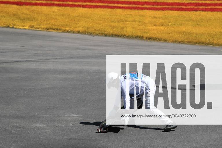9th June 2019, Circuit Gilles Villeneuve, Montreal, Quebec, Canada; Formula 1 Grand Prix of Canada, Race day; A marshall picks up the Toro Rosso front wing and other debris in corner 1 ActionPlus12142829 Octane