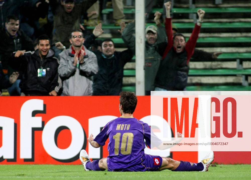Adrian Mutu (AC Florenz) - Torjubel - Fußball EC 1 Herren Champions League 2008 2009, ACF Fiorentina, Vdig Gruppe Florenz Freude,