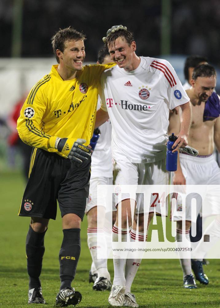 Torwart Michael Rensing und Tim Borowski (beide Bayern) - Schlussjubel Fußball EC 1 Herren Champions League 2008 2009, FC Bayern München Gruppe Florenz Freude,