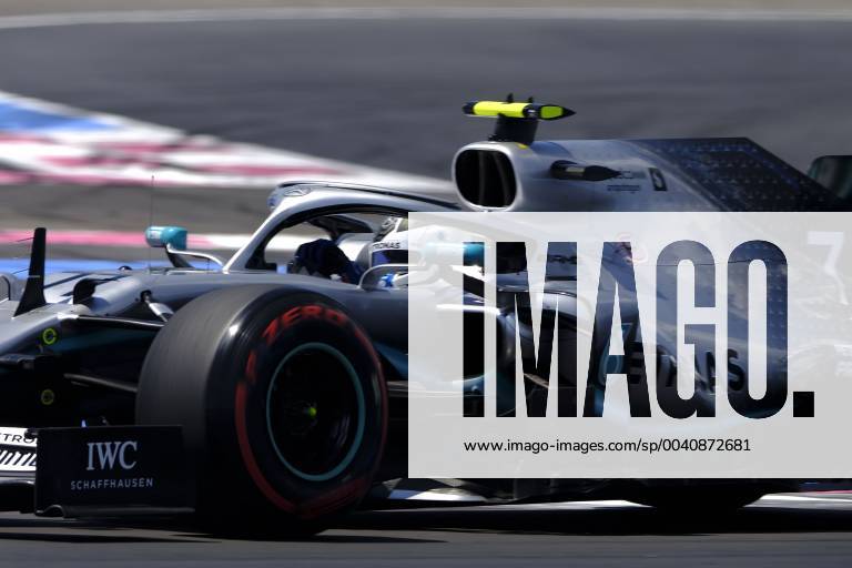 Le Castellet, Var, France - Mercedes Driver VALTTERI BOTTAS (FIN) in action during the Third free practice session of the Formula one French Grand Prix at the Paul Ricard circuit at Le Castellet - France F1 2019: French Grand Prix : Practice three - ZUMAp119 20190622_zaf_p119_016