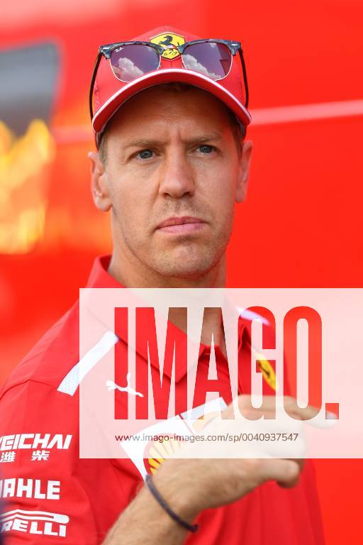 Sebastian VETTEL,GER Scuderia Ferrari , gesture, action,single picture,cut single motif,half figure,half figure Formula 1 GP of Austria,, Red Bull Ring Zeltweg,Spielberg,season 2019,on 27 06 2019
