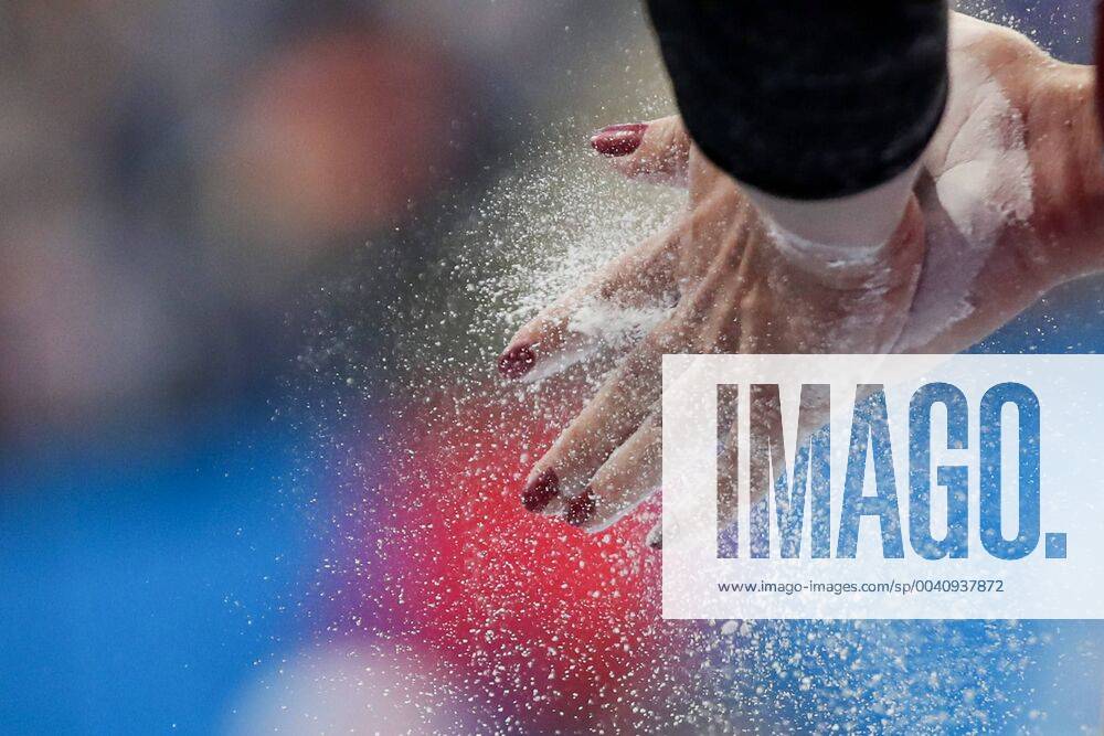 KW26 OLYMPICS - Europaspiele Minsk 2019 MINSK,BELARUS,27.JUN.19 - OLYMPICS - European Games Minsk 2019, artistic gymnastics, women. Image shows a feature with the hands of Bianca Frysak (AUT). GEPAxpictures xChristianxWalgram