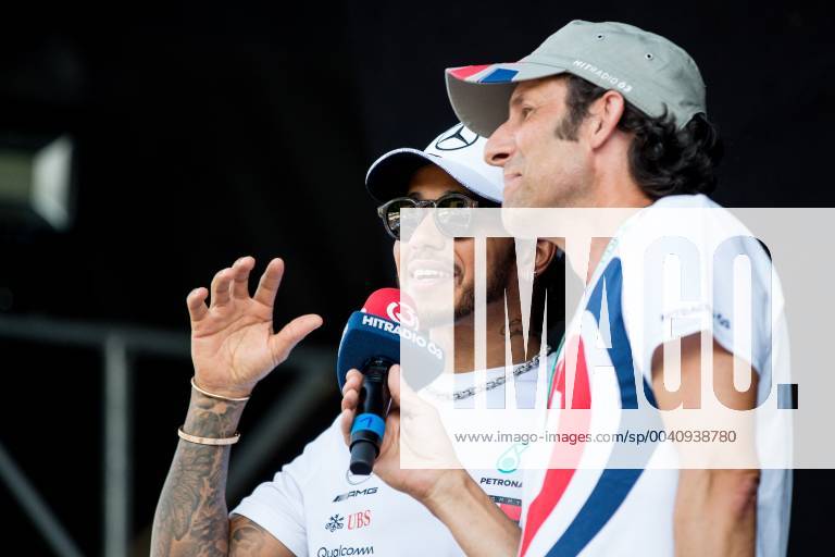 FORMULA 1 - GP of Austria 2019 SPIELBERG,AUSTRIA,27.JUN.19 - MOTORSPORTS, FORMULA 1 - Grand Prix of Austria, Red Bull Ring, preview. Image shows Lewis Hamilton (GBR Mercedes) and Tom Walek. GEPAxpictures Klansek