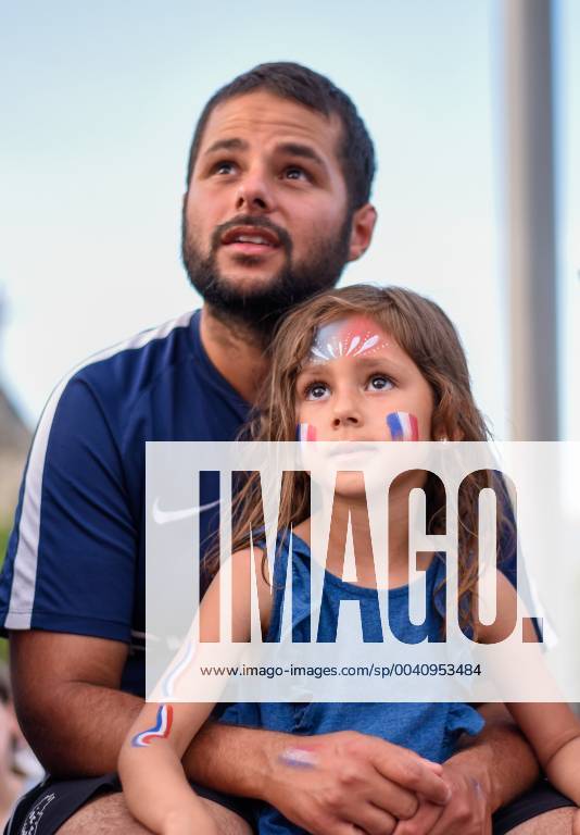 Supporters de l equipe France - ambiance FOOTBALL : France vs Etats Unis - Fan zone - Paris - 28 06 2019 FedericoPestellini Panoramic
