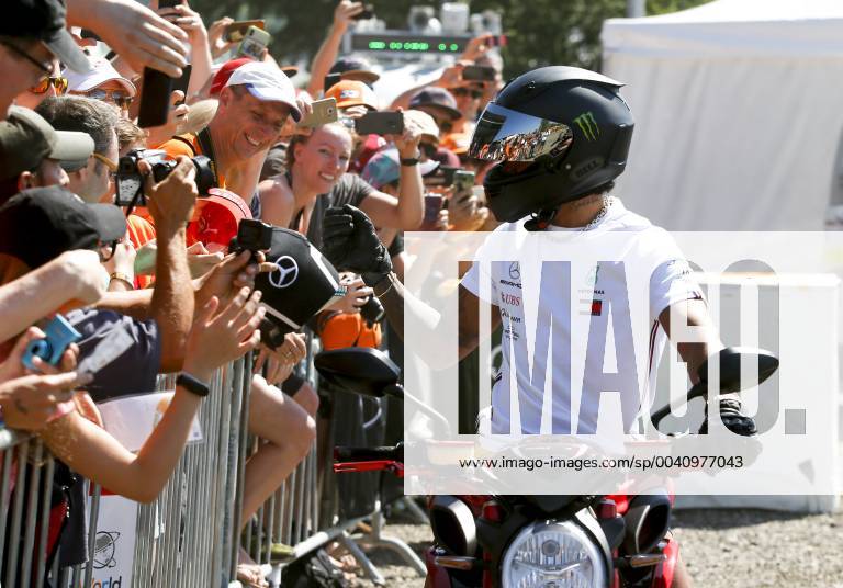 Motorsports: FIA Formula One World Championship, WM, Weltmeisterschaft 2019, Grand Prix of Austria, 44 Lewis Hamilton (GBR, Mercedes AMG Petronas Motorsport), Spielberg Austria