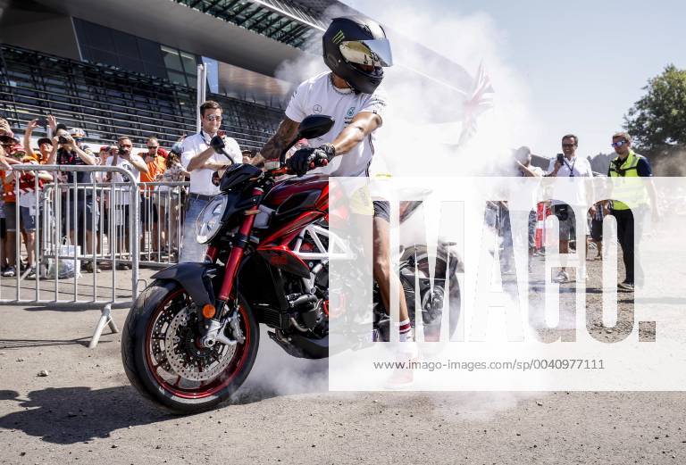 Motorsports: FIA Formula One World Championship, WM, Weltmeisterschaft 2019, Grand Prix of Austria, 44 Lewis Hamilton (GBR, Mercedes AMG Petronas Motorsport), Spielberg Austria