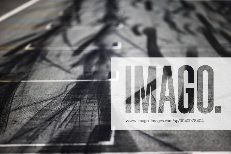 Motorsports: FIA Formula One World Championship, WM, Weltmeisterschaft 2019, Grand Prix of Austria, track, Rennstrecke, tyres marks, skidmarks, Fahrbahn, Bremsspur, Bremsspuren, Strecke, Gummi, Spur, Reifenspuren, Reifenspur, Streifen, Asphalt, Abrieb, Gummi, marks Spielberg Austria