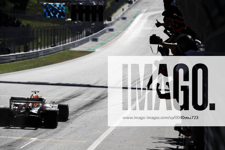 Motorsports: FIA Formula One World Championship, WM, Weltmeisterschaft 2019, Grand Prix of Austria, 33 Max Verstappen (NLD, Aston Martin Red Bull Racing), Spielberg Austria