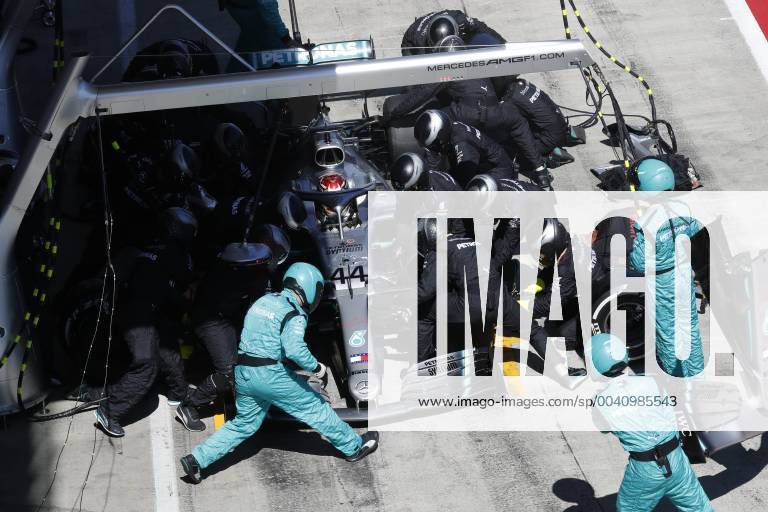 Motorsports: FIA Formula One World Championship, WM, Weltmeisterschaft 2019, Grand Prix of Austria, 44 Lewis Hamilton (GBR, Mercedes AMG Petronas Motorsport), Spielberg Austria
