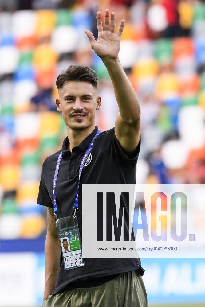 Soccer Soccer U21 EM Final 2019, Spain Germany, v l DFB Player at the field visit Robin Koch German Soccer National Team DFB Udine