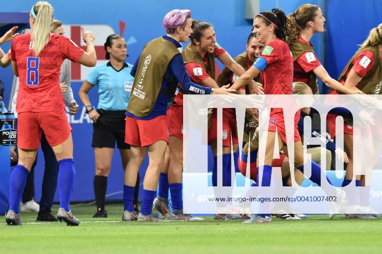 Joie de Alex Morgan (etats unis) et de ses coequipieres FOOTBALL : Angleterre vs Etats-Unis - Coupe du monde de Football Feminin 1 2 finale - 02 07 2019 FredericChambert Panoramic
