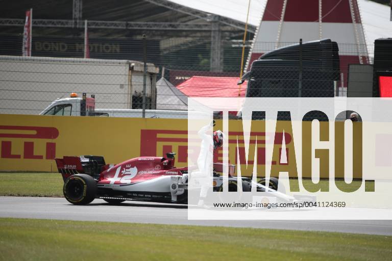 Photo4 LaPresse 12 07 2019 Silverstone, England Grand Prix Formula One England 2019 In the pic: free Practice 1, Kimi Raikkonen (FIN) Alfa Romeo Racing C38 stops on the track